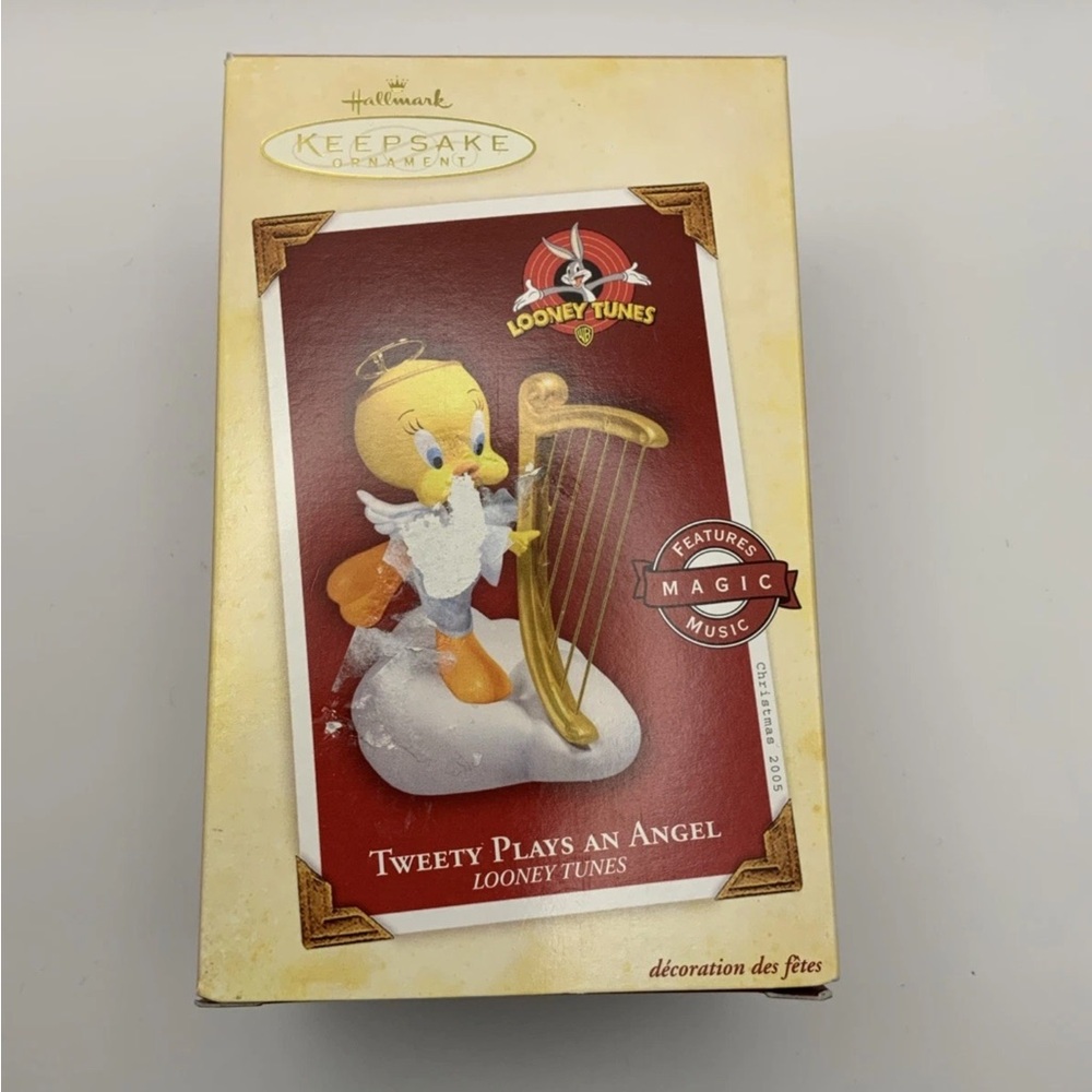 Hallmark Keepsake 2005 TWEETY PLAYS AN ANGEL Magic Sound Ornament Looney Tunes
